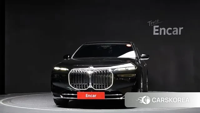 BMW 7 Series (G70) id 3026838 из Кореи 13