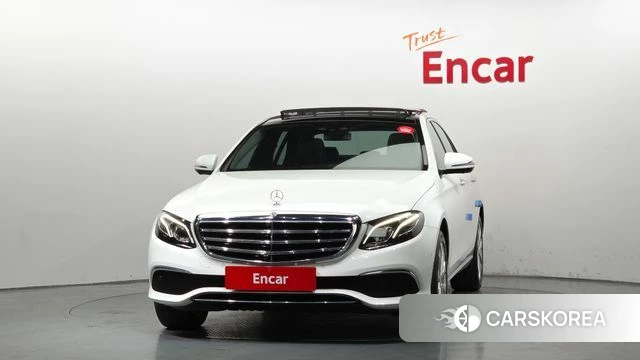 Mercedes-Benz E-Class W213 id 4294690 из Кореи 23