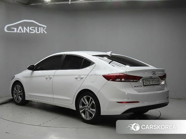 Hyundai Avante AD id 3905971 из Кореи 13