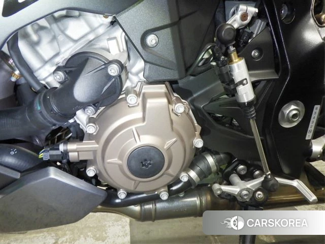 Engine photo