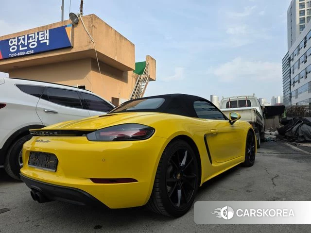 Porsche 718 Boxster 2022 Желтый из Кореи, фото 4