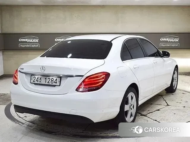 Mercedes-Benz C-Class W205 id 3682649 из Кореи 12