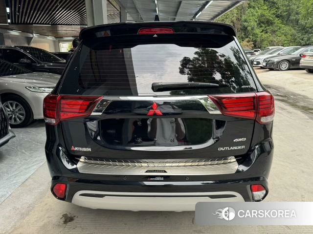 Mitsubishi  Outlander id 4235729 из Китая 8