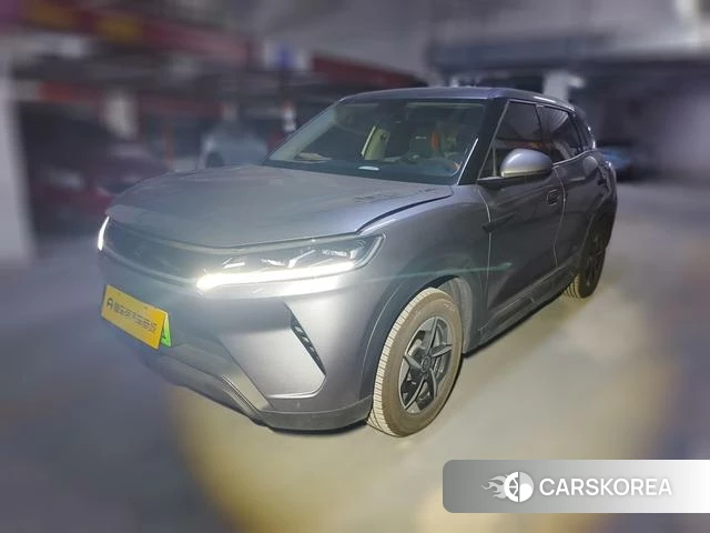BYD Yuan UP 2024 Темно-серый из Китая, фото 3