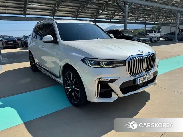 BMW X7 (G07) 2021 Белый из Кореи, фото 4