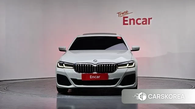 BMW 5 Series (G30) id 3467793 из Кореи 13