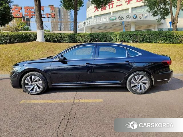 Volkswagen Passat PHEV 2024 Черный из Китая, фото 4