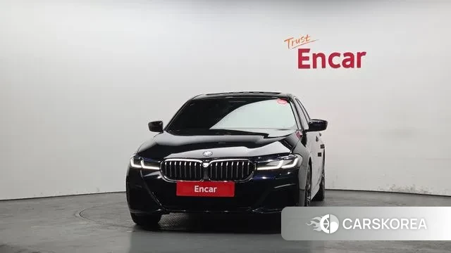 BMW 5 Series (G30) id 3675724 из Кореи 13