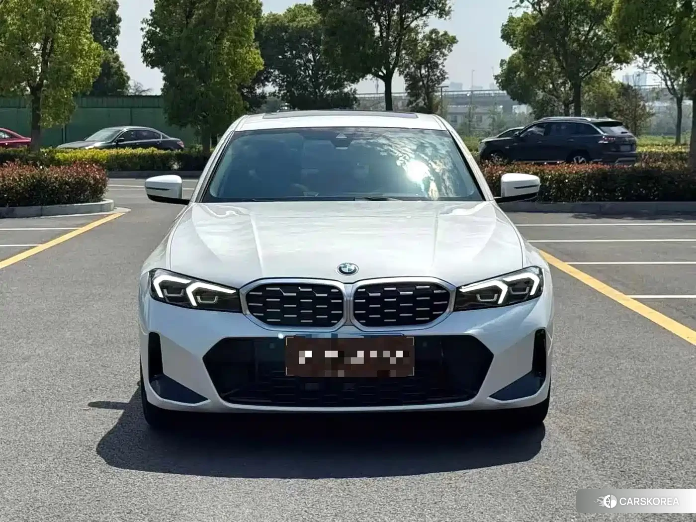 BMW 3 series 2024 Белый из Китая, фото 3