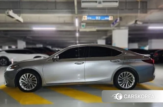 Lexus ES300h 7th generation 2020 Серый из Кореи, фото 3