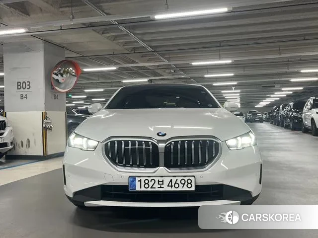 BMW 5 Series (G30) id 3398971 из Кореи 8