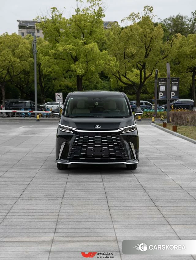 Lexus LM id 4300044 из Китая 20