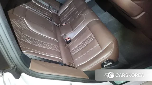 BMW 6 Series GT (G32) 2022 Белый из Кореи, фото 3