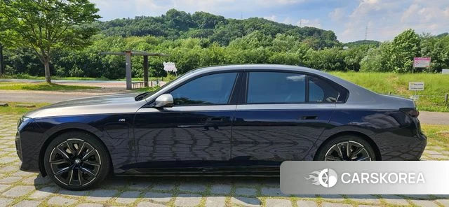 BMW 7 Series (G70) id 4462200 из Кореи 13