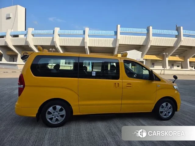 Hyundai The New Grand Starex id 3084382 из Кореи 9