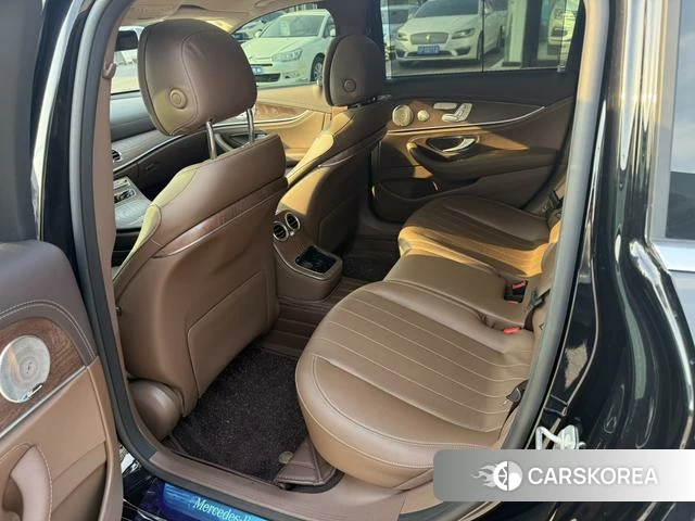 Mercedes-Benz E-class id 4264564 из Китая 13