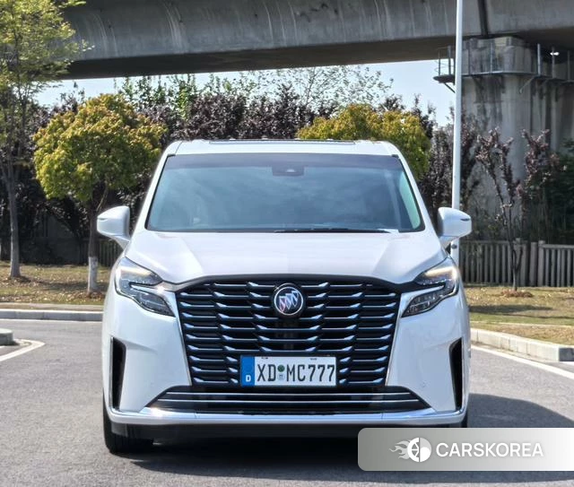 Buick GL8 id 4026774 из Китая 11