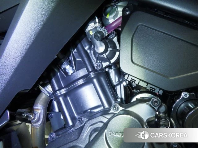Engine photo