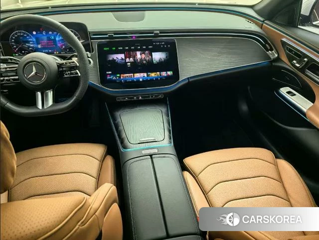 Mercedes-Benz E-class 2024 Белый из Китая, фото 3