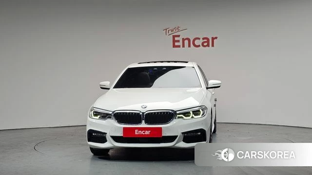 BMW 5 Series (G30) id 3873854 из Кореи 13