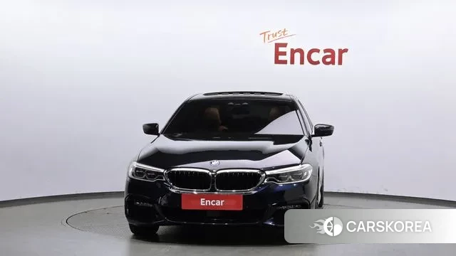 BMW 5 Series (G30) id 3470074 из Кореи 13