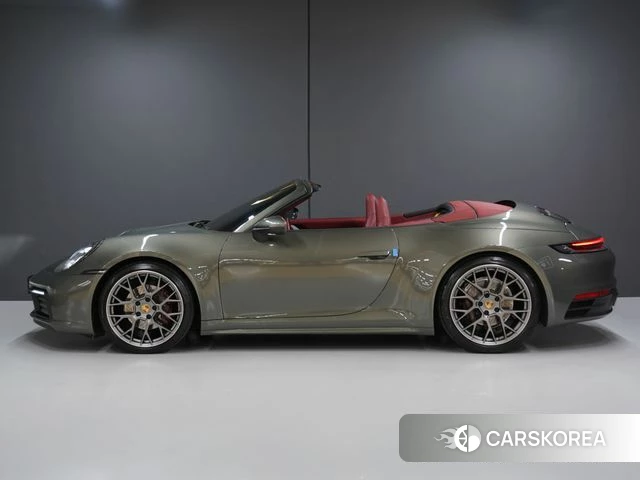 Porsche 911(992) id 4264282 из Кореи 13