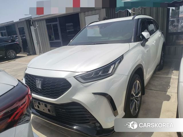Toyota Crown Lufang 2025 Белый из Китая, фото 4