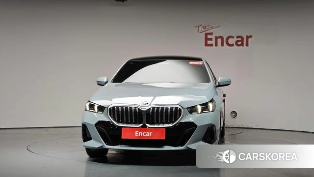 BMW 5 Series (G60) id 4649504 из Кореи 23