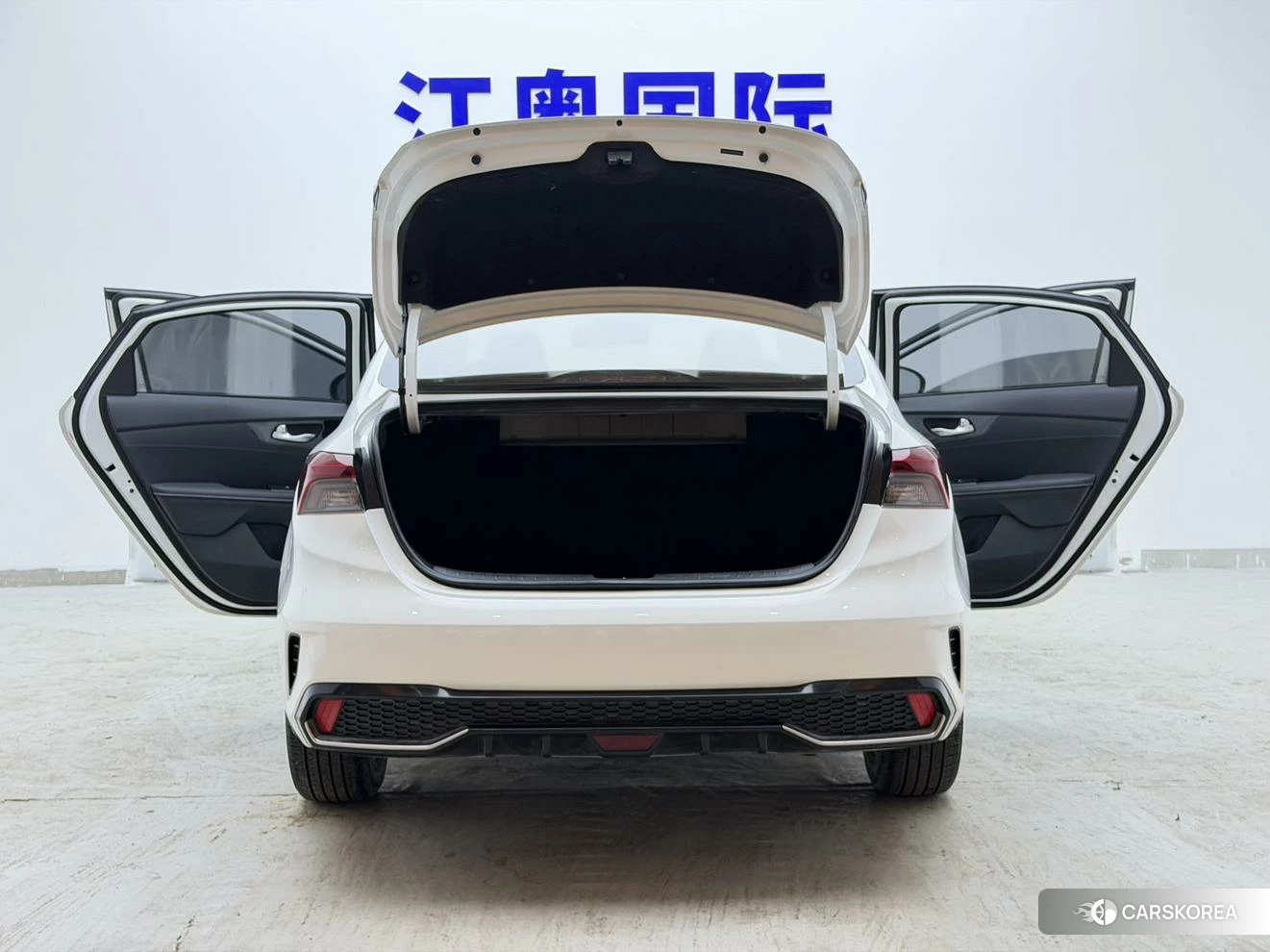 Kia K3 id 4468041 из Китая 17