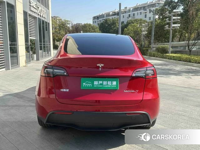 Tesla Model Y 2021 Красный из Китая, фото 3