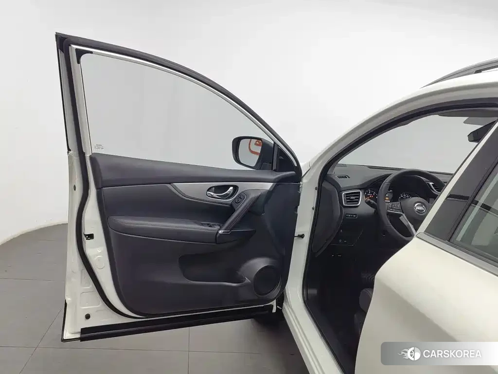 Nissan Qashqai id 4653783 из Китая 17