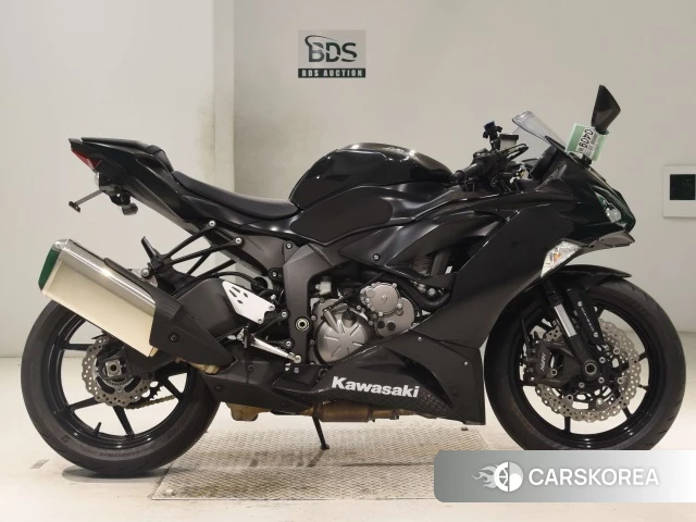Kawasaki ZX-6R NINJA ABS 2019 из Японии, фото 2