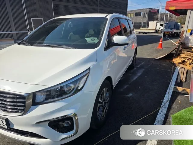 Kia The New Carnival id 3788943 из Кореи 8