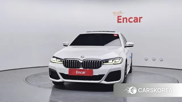 BMW 5 Series (G30) id 3513210 из Кореи 13