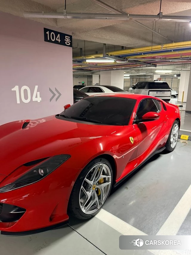 Ferrari 812 Superfast 2020 Красный из Кореи, фото 3