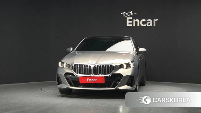 BMW 5 Series (G60) id 3909253 из Кореи 13