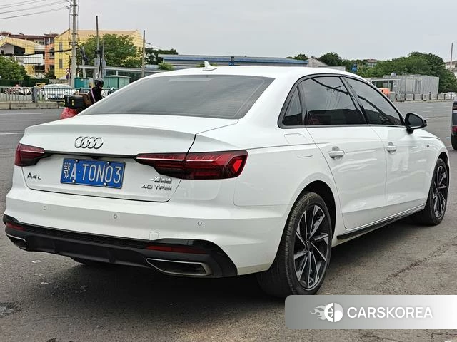 Audi A4L 2023 Белый из Китая, фото 3