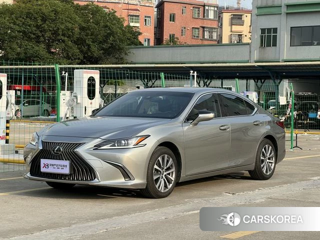 Lexus ES id 4300130 из Китая 13