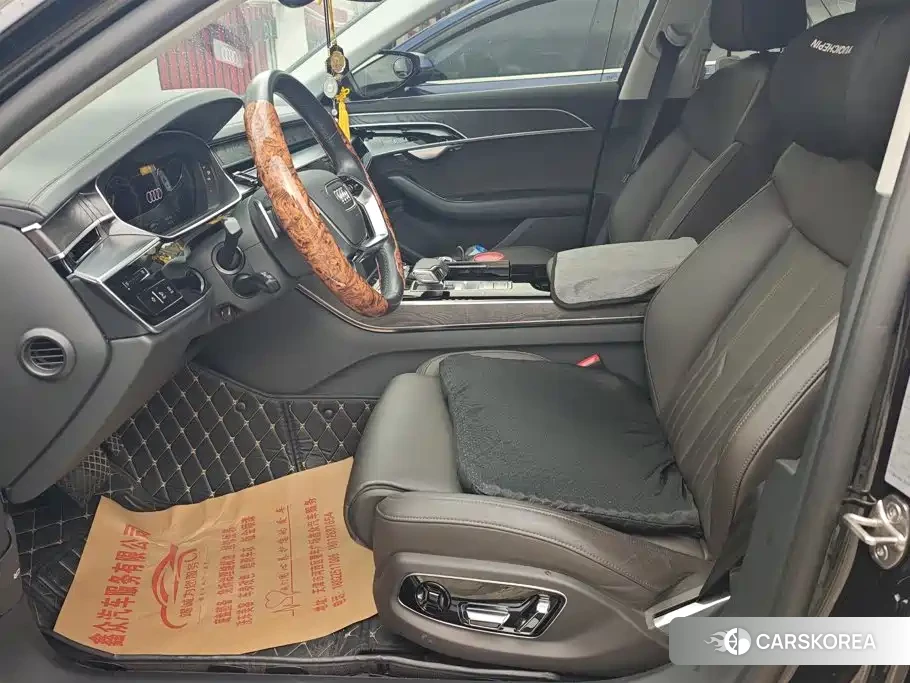 Audi A8 id 4553696 из Китая 9