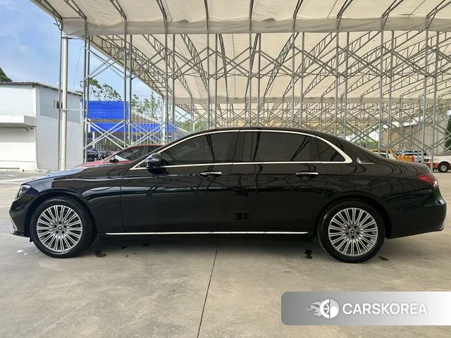 Mercedes-Benz E-class id 4290451 из Китая 10
