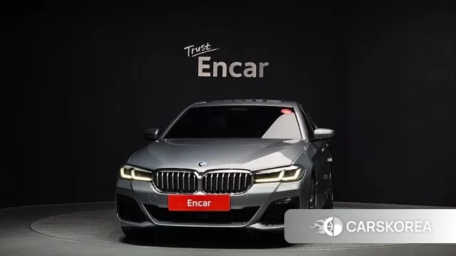 BMW 5 Series (G30) id 3560919 из Кореи 13