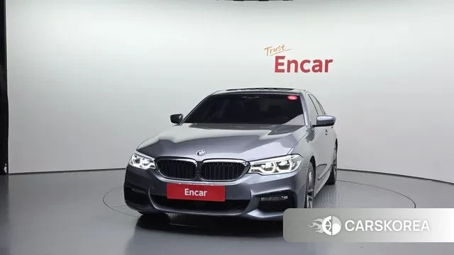 BMW 5 Series (G30) id 3375250 из Кореи 13