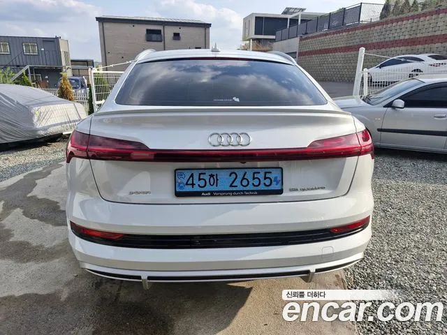 Audi e-Tron id 2644679 из Кореи 3