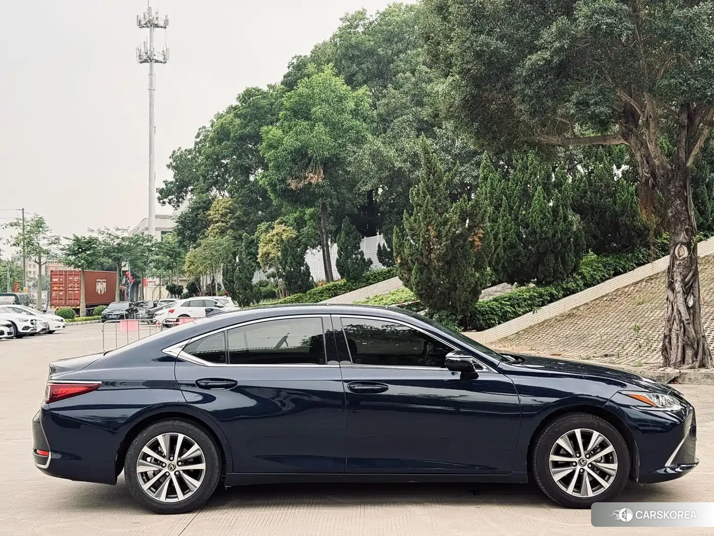 Lexus ES id 4576509 из Китая 23