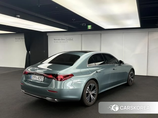 Mercedes-Benz E-Class W214 2025 Синий нефрит из Кореи, фото 5