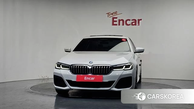BMW 5 Series (G30) id 4556466 из Кореи 23