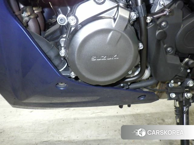Engine photo