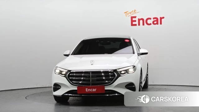 Mercedes-Benz E-Class W214 id 4185825 из Кореи 23