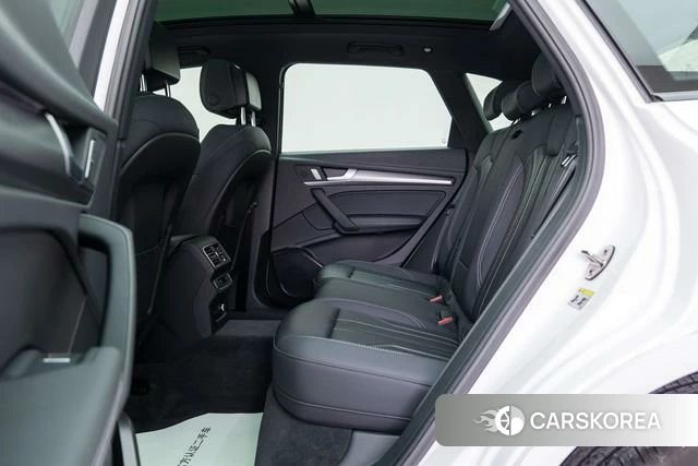 Audi Q5L id 4306999 из Китая 19