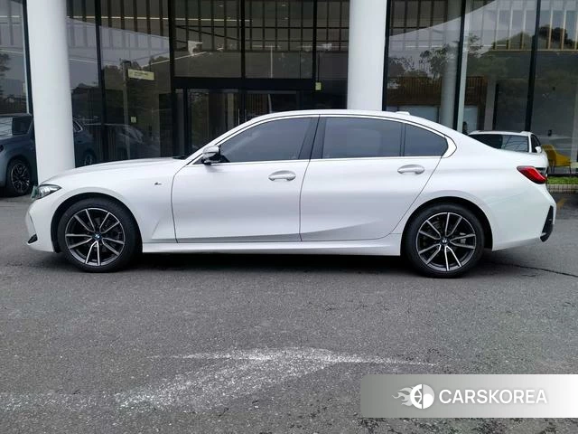 BMW 3 series id 4335764 из Китая 9